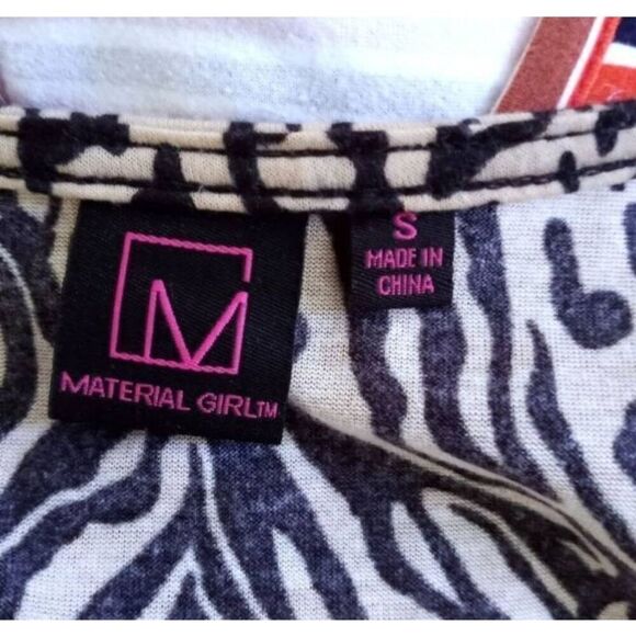 MATERIAL GIRL SEQUIN LEOPARD PRINT T-SHIRT SZ.S EUC. - Picture 4 of 5